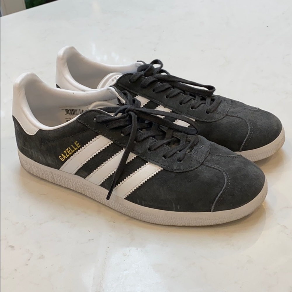 Adidas Gazelle Sneakers size M7/W8 Charcoal Gray